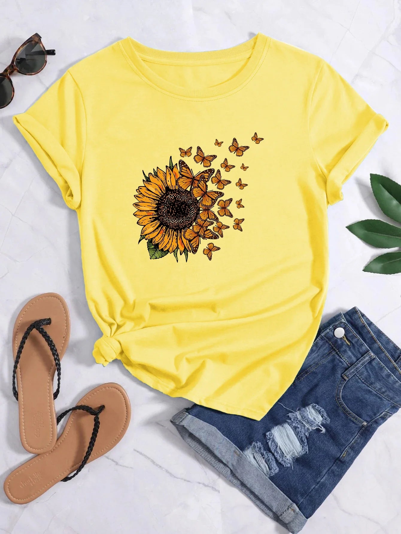 T-Shirt for Women Sunflowers and butterflies Tee Print Crew Neck T-shirt Women's Casual Loose Short Sleeve Fashion T-Shirts Tops