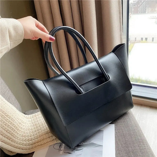 Handbag Europe and the United States Retro High Capacity Commuter Bag Trendy Tote soft leather handbags