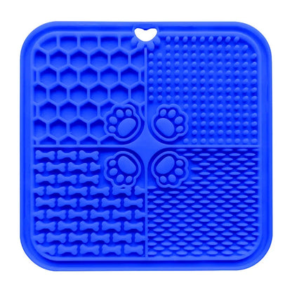 Pet Supplies Dog Silicone Distracted Licking Food Pad pet Slow Food Bowl Sucker Placemat Pet Anti-slip Anti-choking Eating Gear