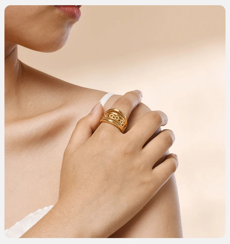 Women Chunky Rings Minimalist Gold Plated 01  on hand