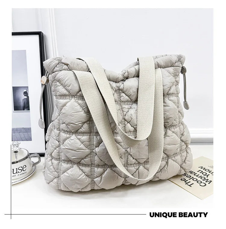 Handbag Fashionable Women's Tote Bag Large Shoulder Tote Bag Drawstring Closure Quilted Cloud Tote Bag