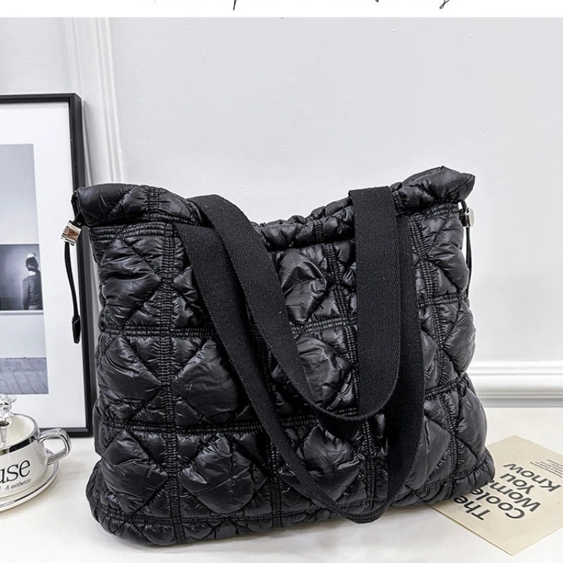 Handbag Fashionable Women's Tote Bag Large Shoulder Tote Bag Drawstring Closure Quilted Cloud Tote Bag