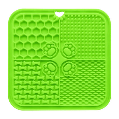 Pet Supplies Dog Silicone Distracted Licking Food Pad pet Slow Food Bowl Sucker Placemat Pet Anti-slip Anti-choking Eating Gear