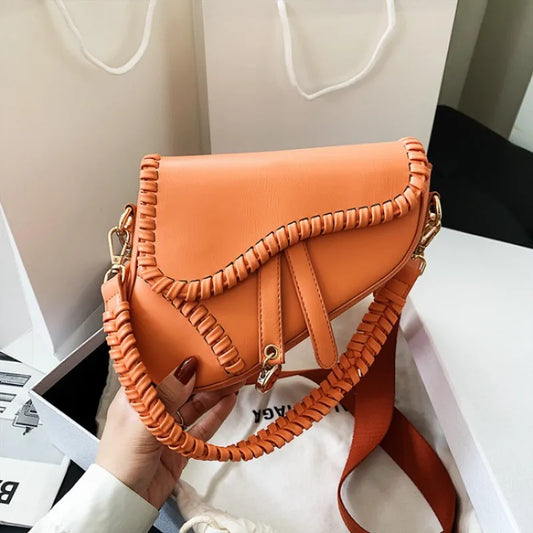 Handbag Fashion Ladies Saddle shape Bag Girls Shoulder Crossbody Ladies Handbag Braided Tote